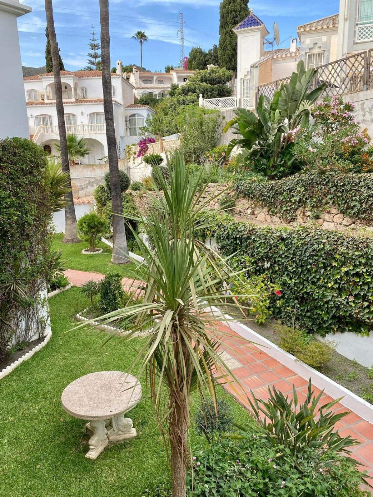 Con Piscina En Rosas De Capistrano Appartement *